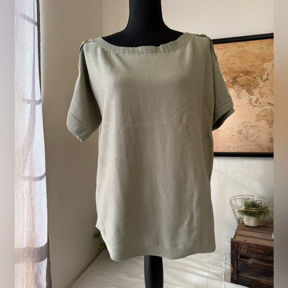 Melissa Paige short sleeve sweater Size small